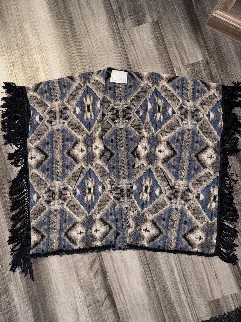 Dolan Anthropologie one size Aztec wool sweater cape fringe western women’s